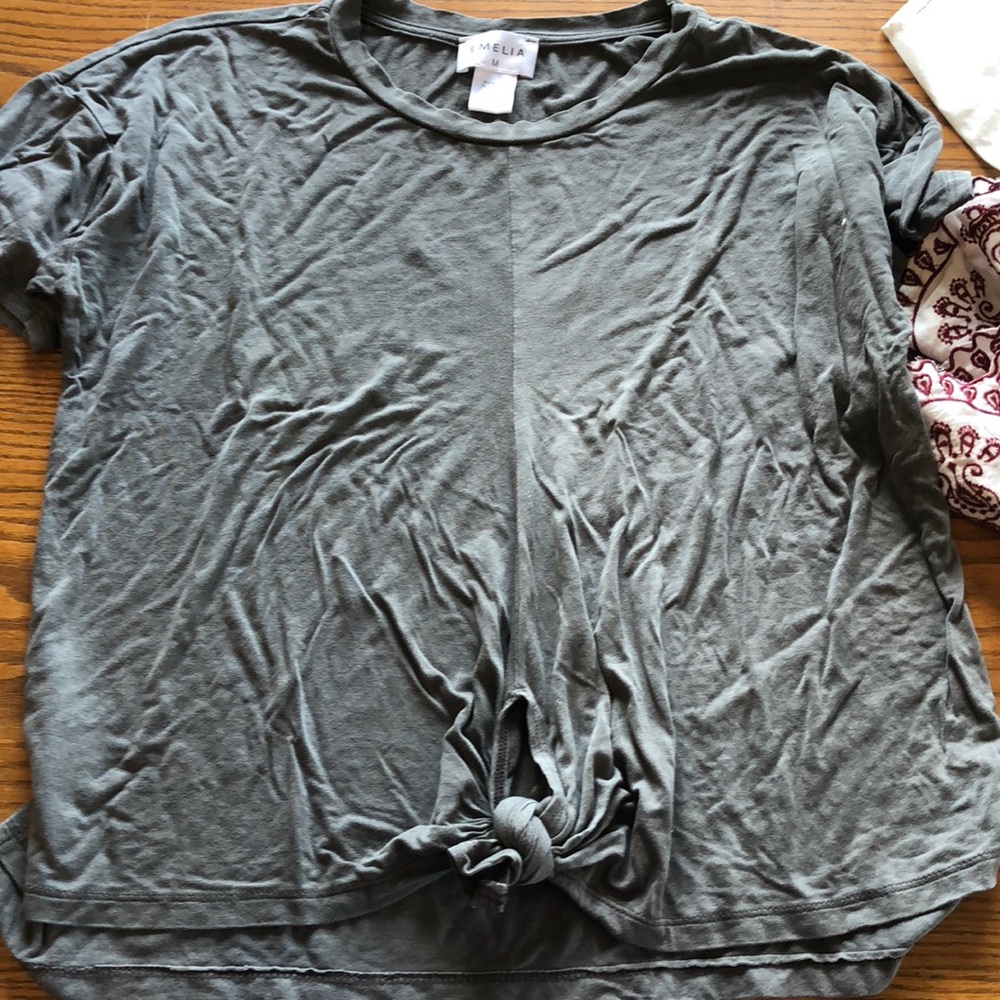 Buckle shirt